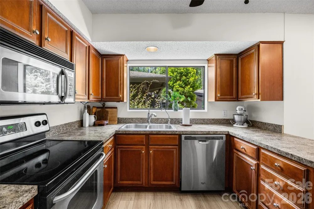 2 Five Oaks Lane #2 Lake Wylie, SC 29710