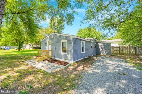 227 DALE DRIVE
