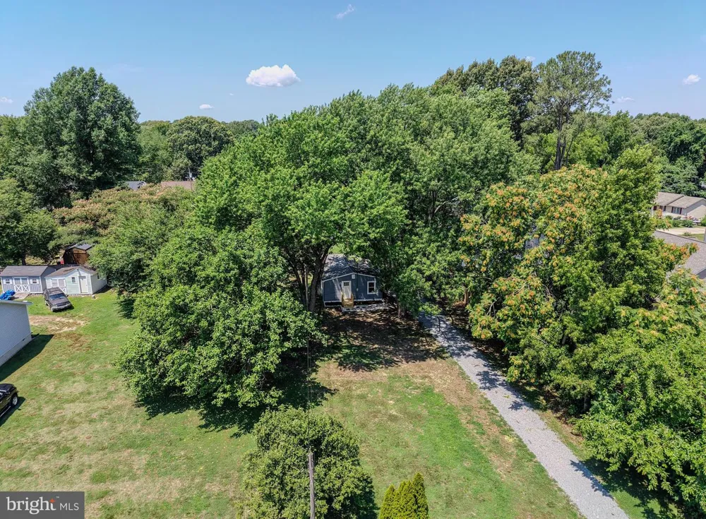 227 DALE DRIVE Colonial Beach, VA 22443