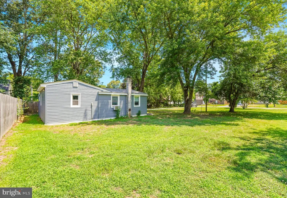 227 DALE DRIVE Colonial Beach, VA 22443