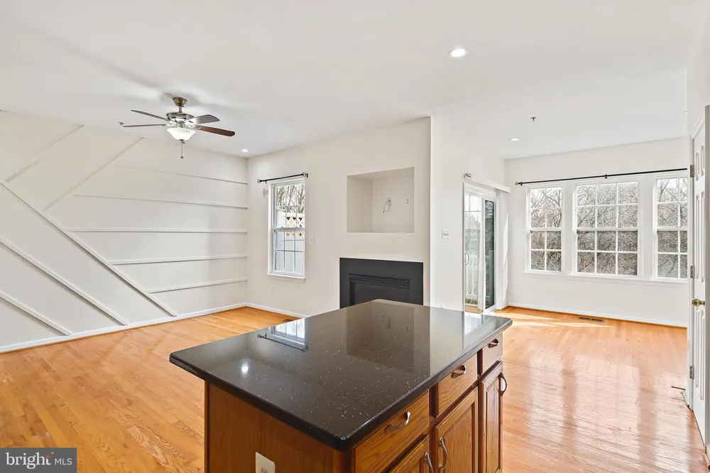 9939 FRAGRANT LILIES WAY Laurel, MD 20723