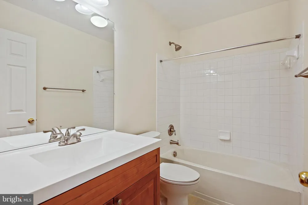 9939 FRAGRANT LILIES WAY Laurel, MD 20723