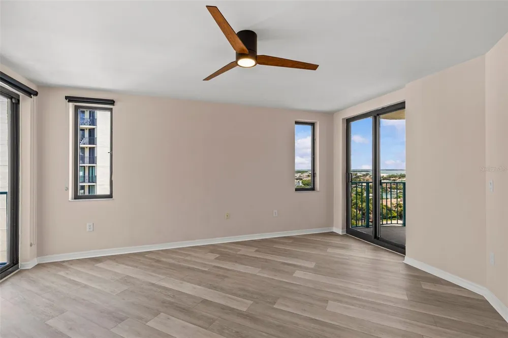 670 ISLAND WAY #800 Clearwater Beach, FL 33767
