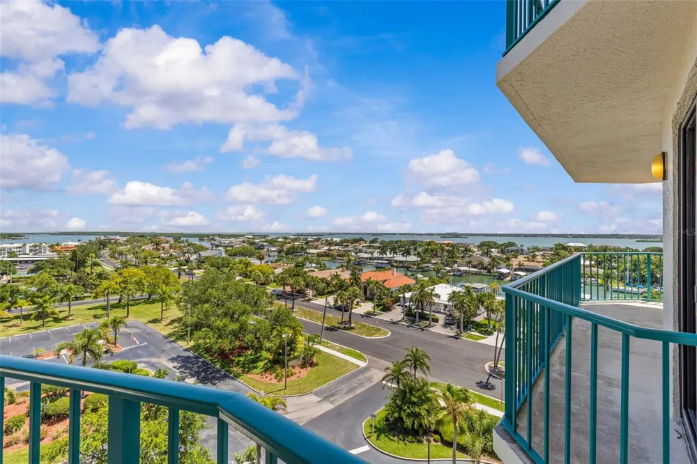 670 ISLAND WAY #800 Clearwater Beach, FL 33767