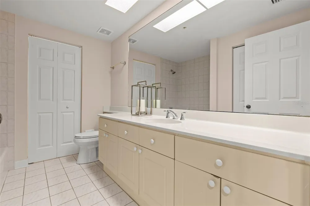 670 ISLAND WAY #800 Clearwater Beach, FL 33767