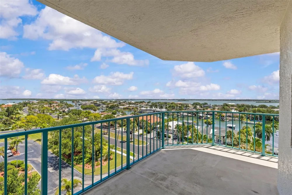 670 ISLAND WAY #800 Clearwater Beach, FL 33767