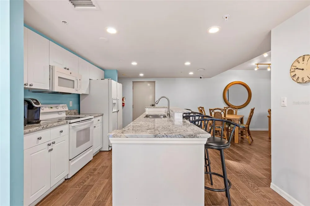 670 ISLAND WAY #800 Clearwater Beach, FL 33767