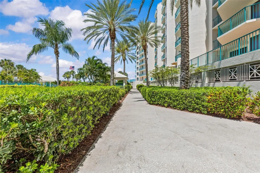 670 ISLAND WAY #800 Clearwater Beach, FL 33767