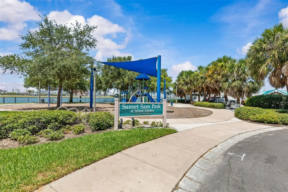 670 ISLAND WAY #800 Clearwater Beach, FL 33767