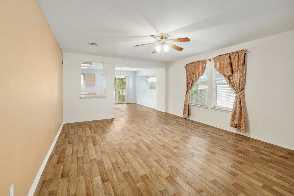 1621 Apollo Circle Round Rock, TX 78664