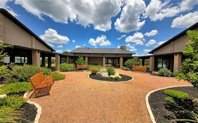 300 S Venture Boulevard S Lago Vista, TX 78645