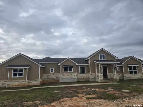 120 Summer Meadow Dr