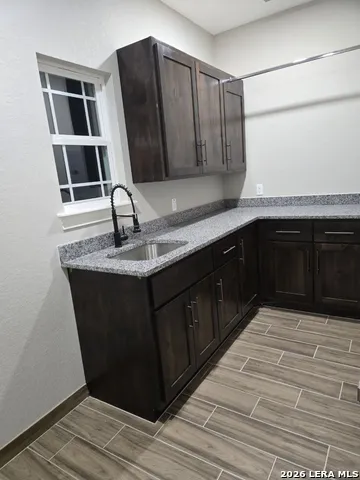 120 Summer Meadow Dr La Vernia, TX 78121