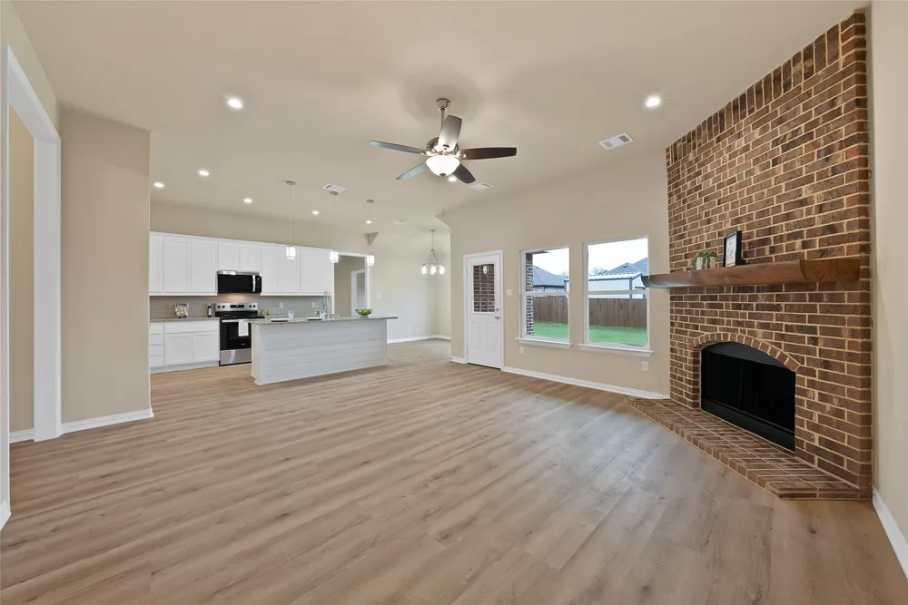 109 Panther Loop Mabank, TX 75147