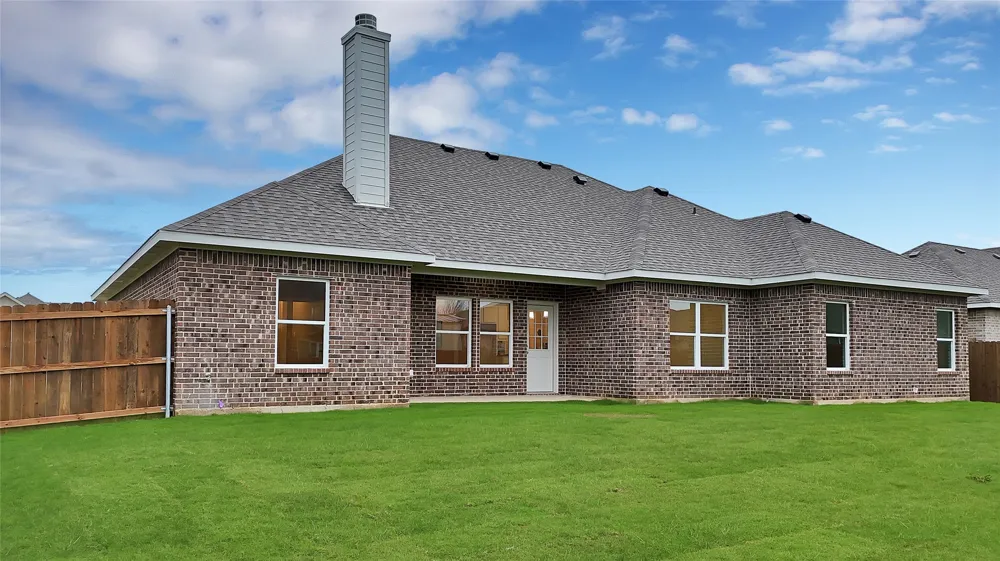 109 Panther Loop Mabank, TX 75147