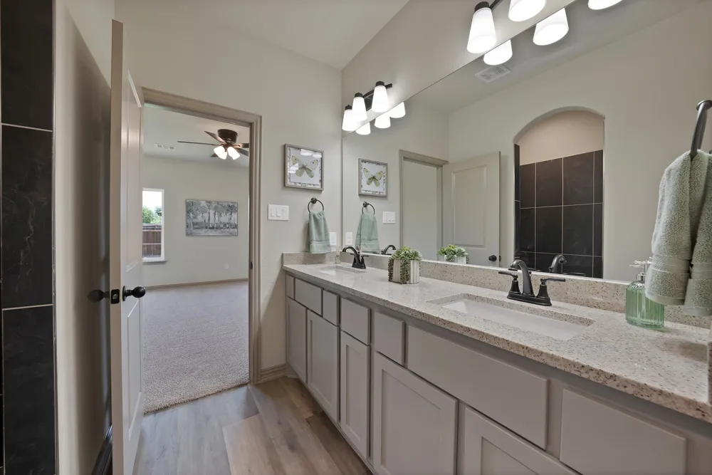 109 Panther Loop Mabank, TX 75147