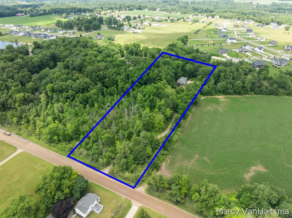 5837 Warner Street Allendale, MI 49401