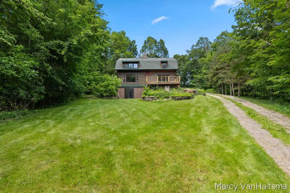 5837 Warner Street Allendale, MI 49401