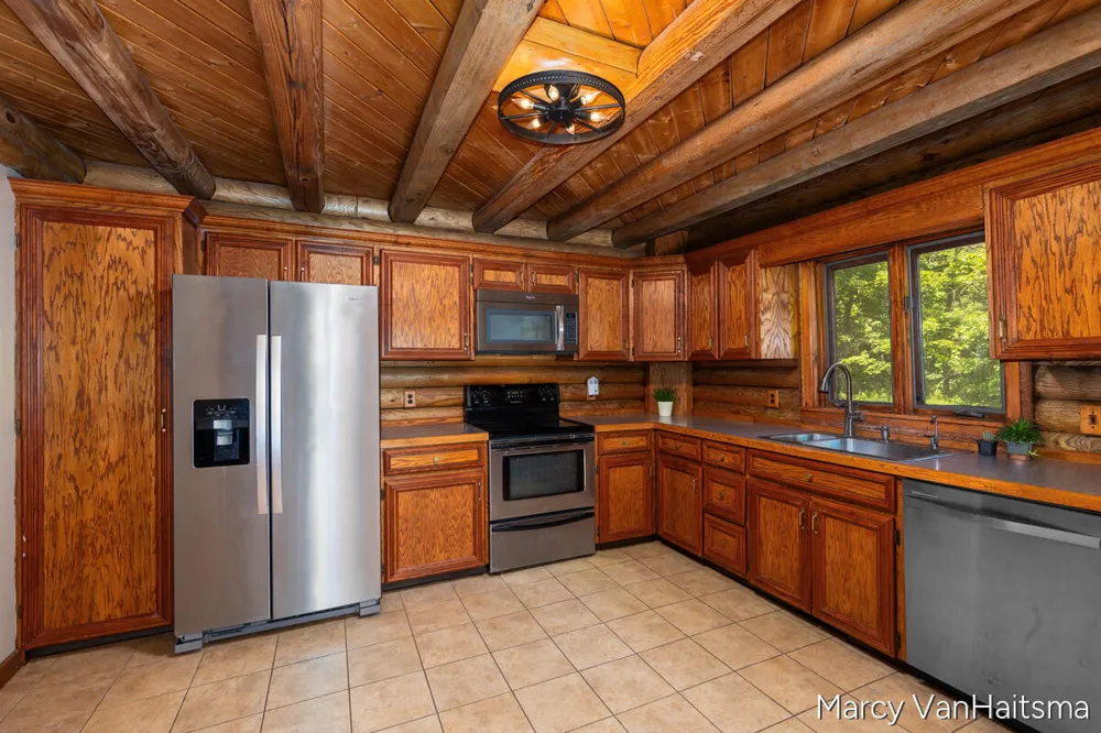 5837 Warner Street Allendale, MI 49401