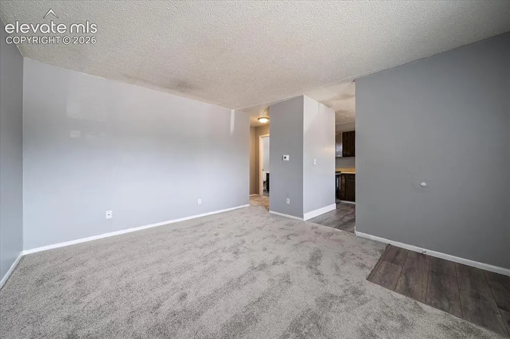 325 Bonnie Court Colorado Springs, CO 80916