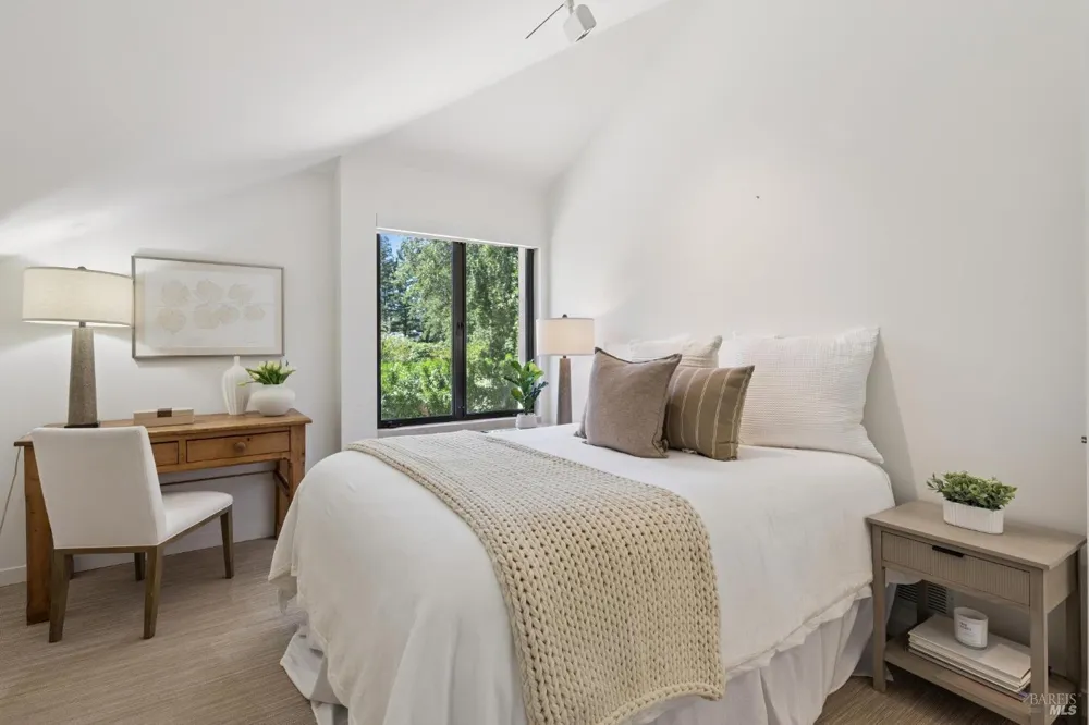 1110 Bale Lane Calistoga, CA 94515