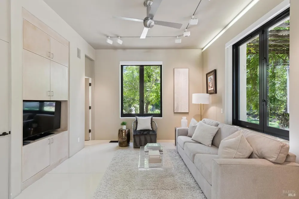 1110 Bale Lane Calistoga, CA 94515