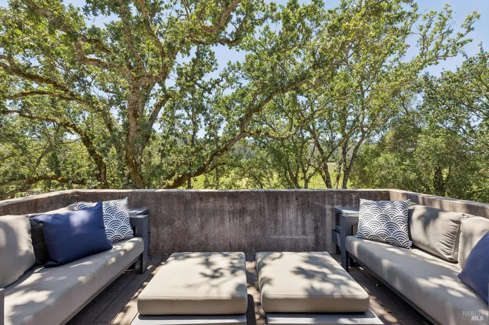 1110 Bale Lane Calistoga, CA 94515