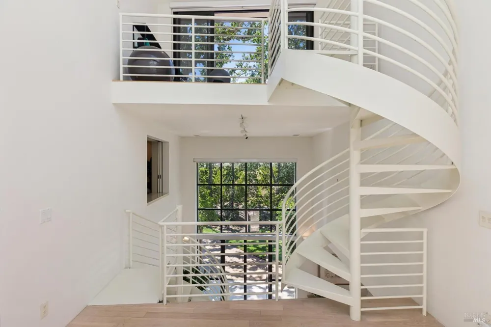 1110 Bale Lane Calistoga, CA 94515
