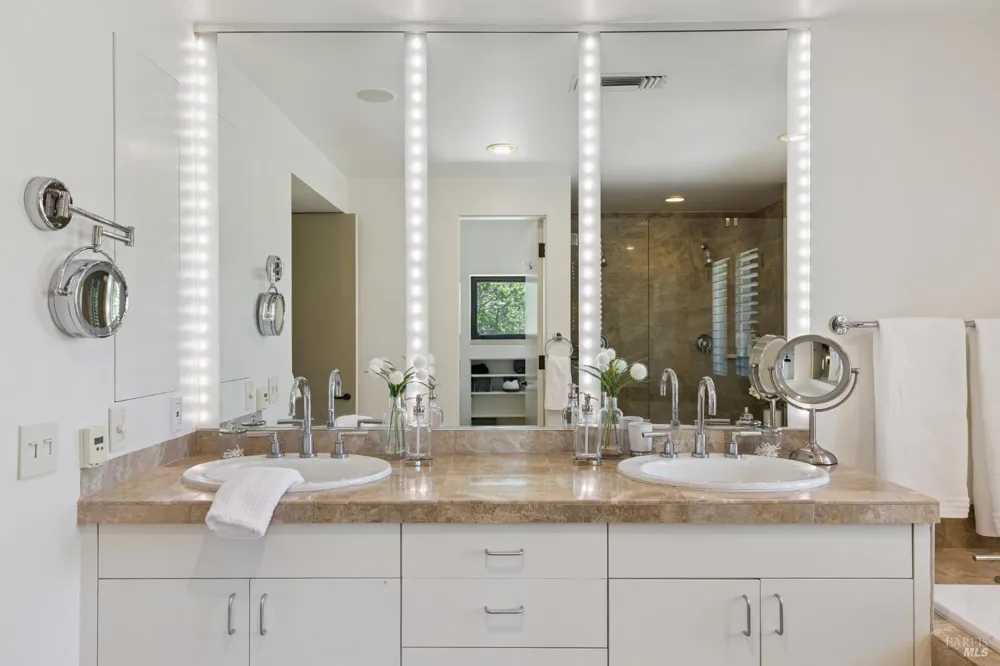 1110 Bale Lane Calistoga, CA 94515
