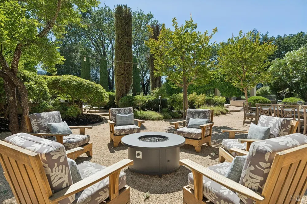 1110 Bale Lane Calistoga, CA 94515