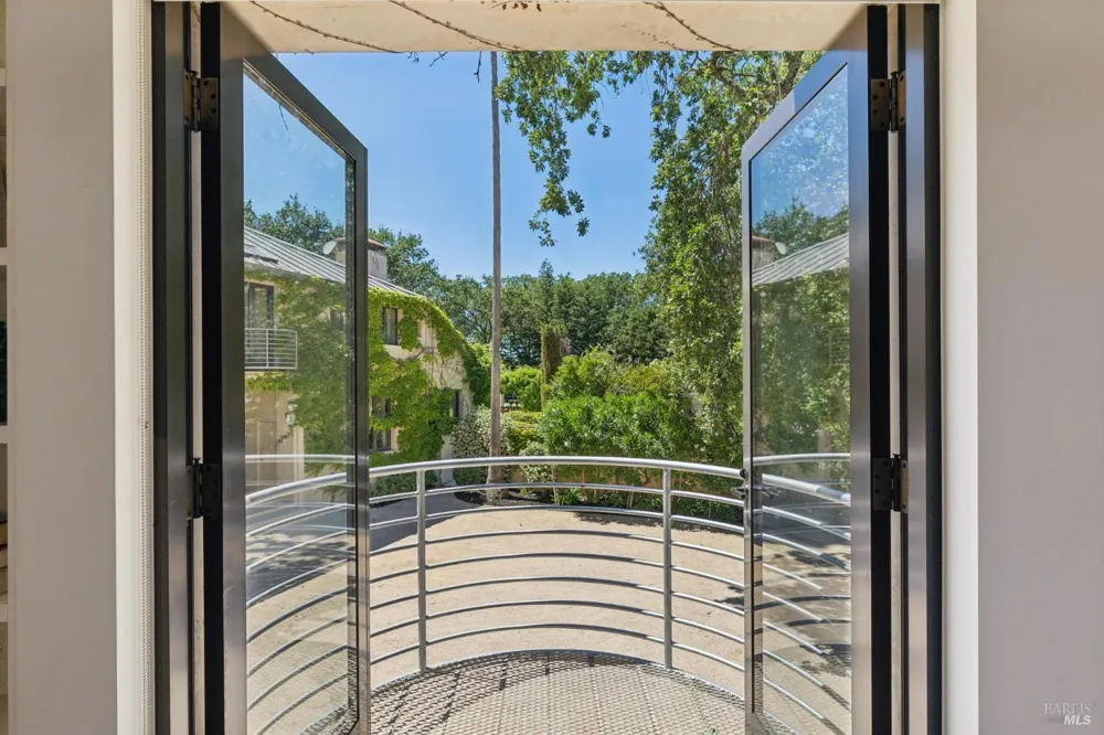1110 Bale Lane Calistoga, CA 94515