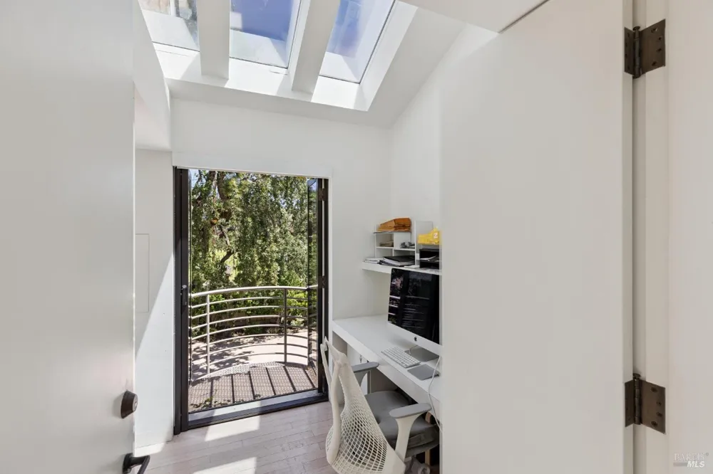 1110 Bale Lane Calistoga, CA 94515