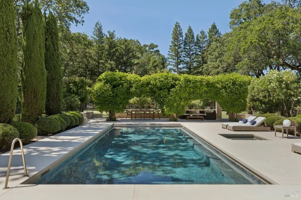 1110 Bale Lane Calistoga, CA 94515