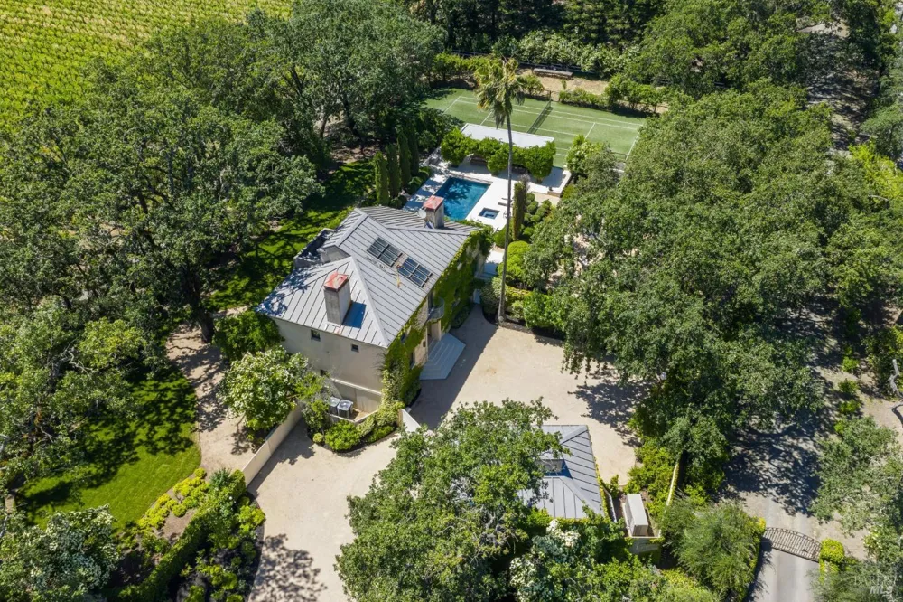 1110 Bale Lane Calistoga, CA 94515