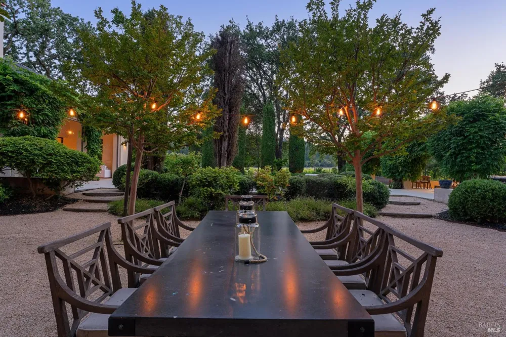 1110 Bale Lane Calistoga, CA 94515