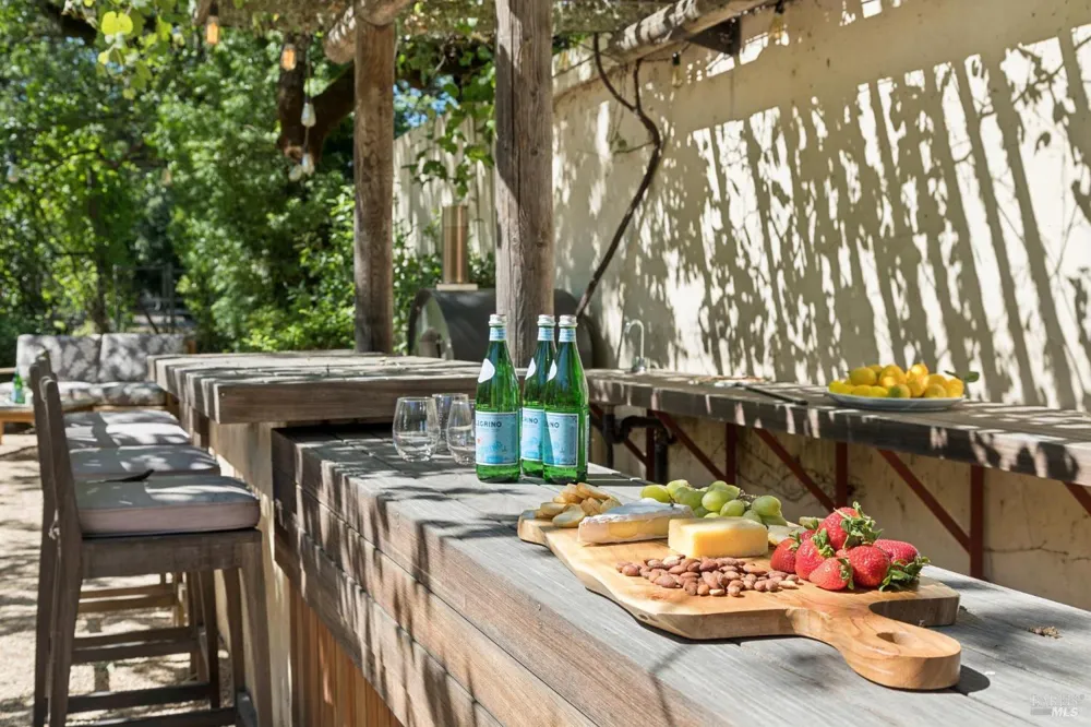 1110 Bale Lane Calistoga, CA 94515