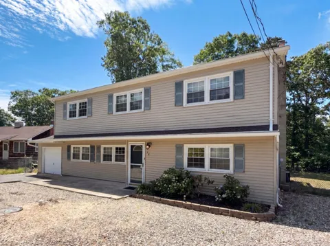 24 Hogan Court