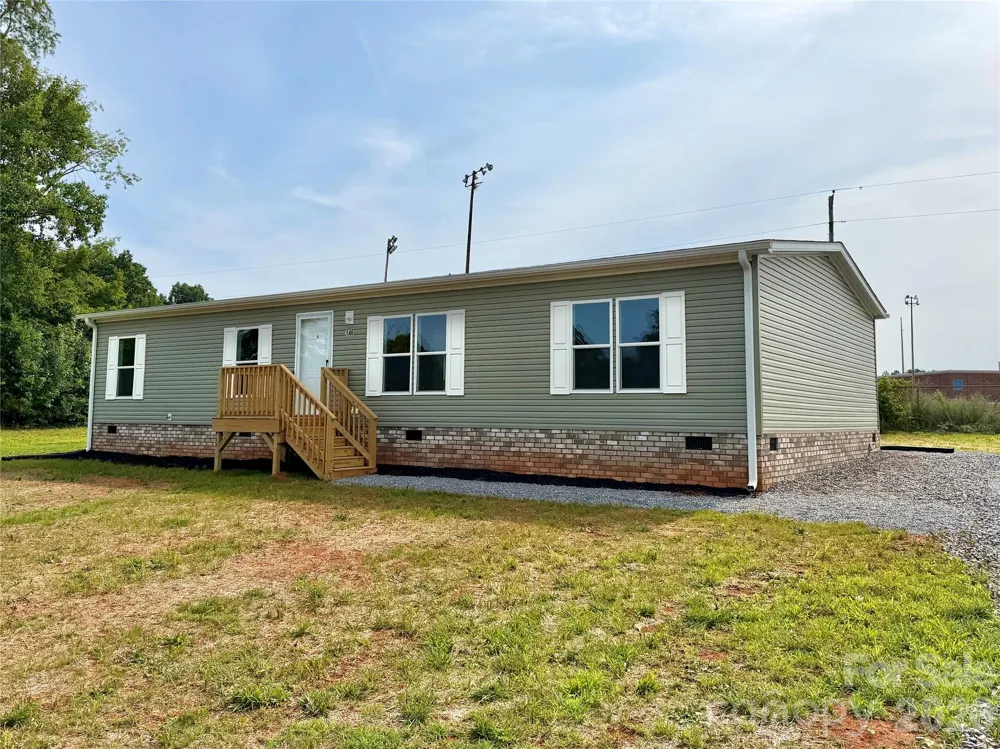 146 Con Lee Drive Olin, NC 28660
