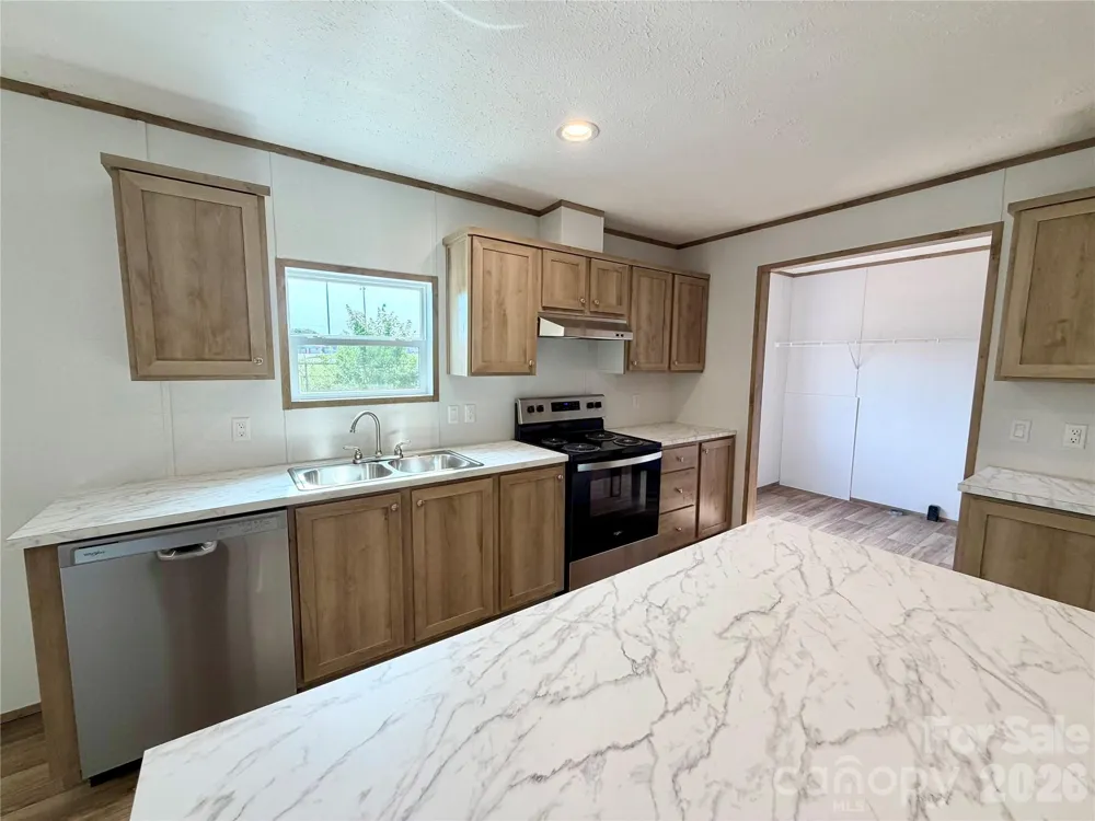 146 Con Lee Drive Olin, NC 28660