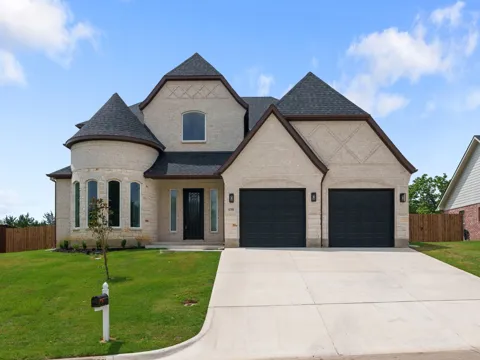 4318 Peachtree Lane