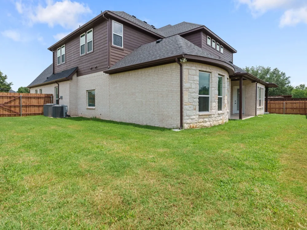 4318 Peachtree Lane Denison, TX 75020