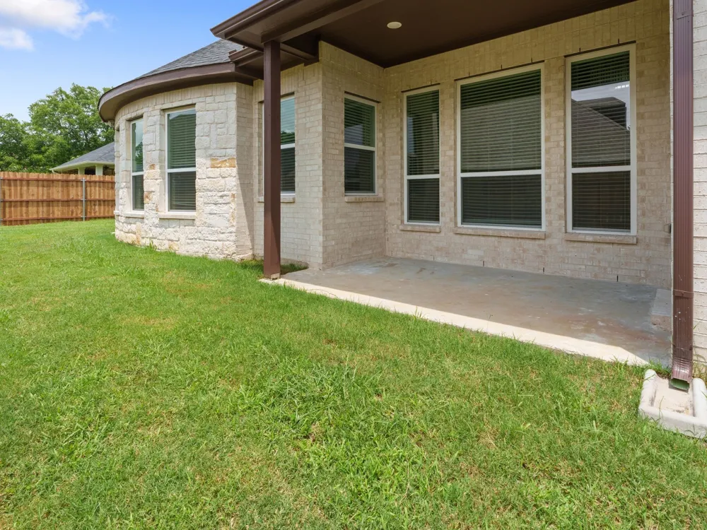 4318 Peachtree Lane Denison, TX 75020