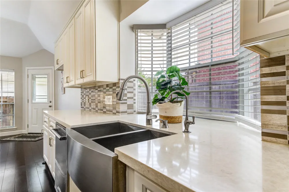 3223 Richland Drive Sugar Land, TX 77478