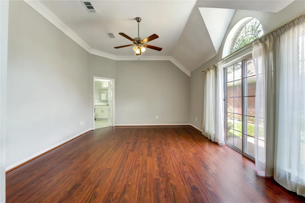 3223 Richland Drive Sugar Land, TX 77478