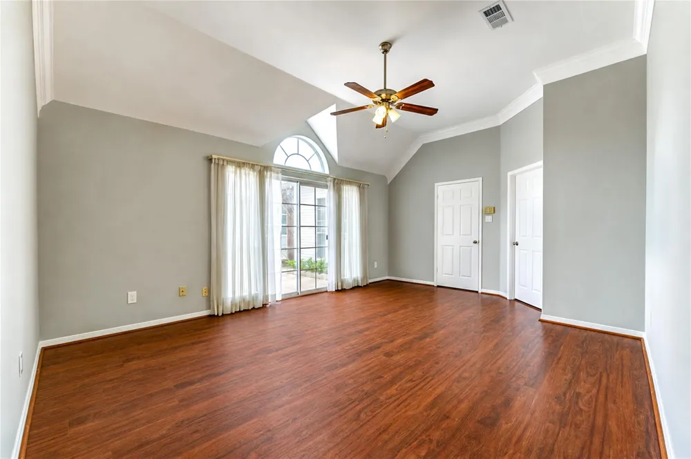 3223 Richland Drive Sugar Land, TX 77478