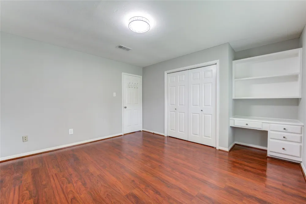 3223 Richland Drive Sugar Land, TX 77478