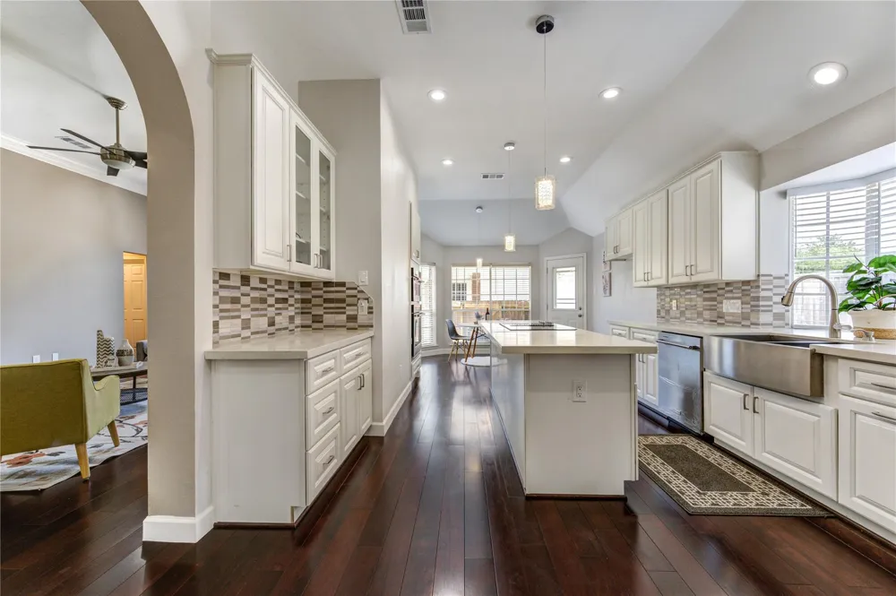 3223 Richland Drive Sugar Land, TX 77478