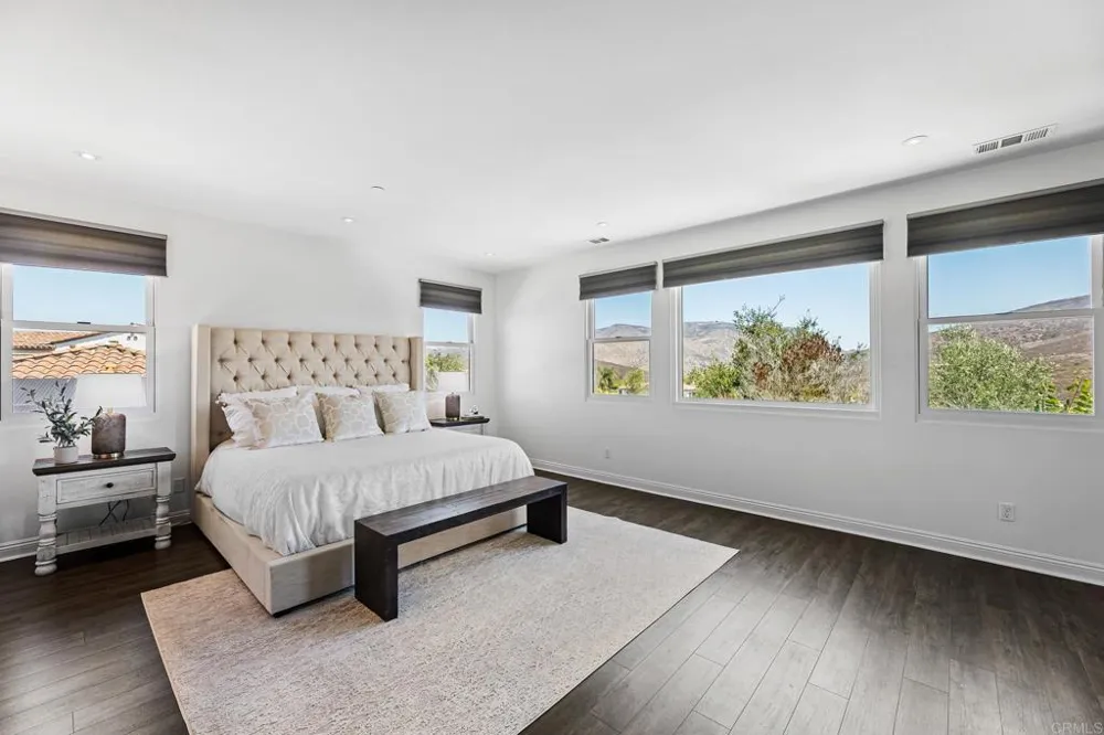 8746 Tillage Lane San Diego, CA 92127