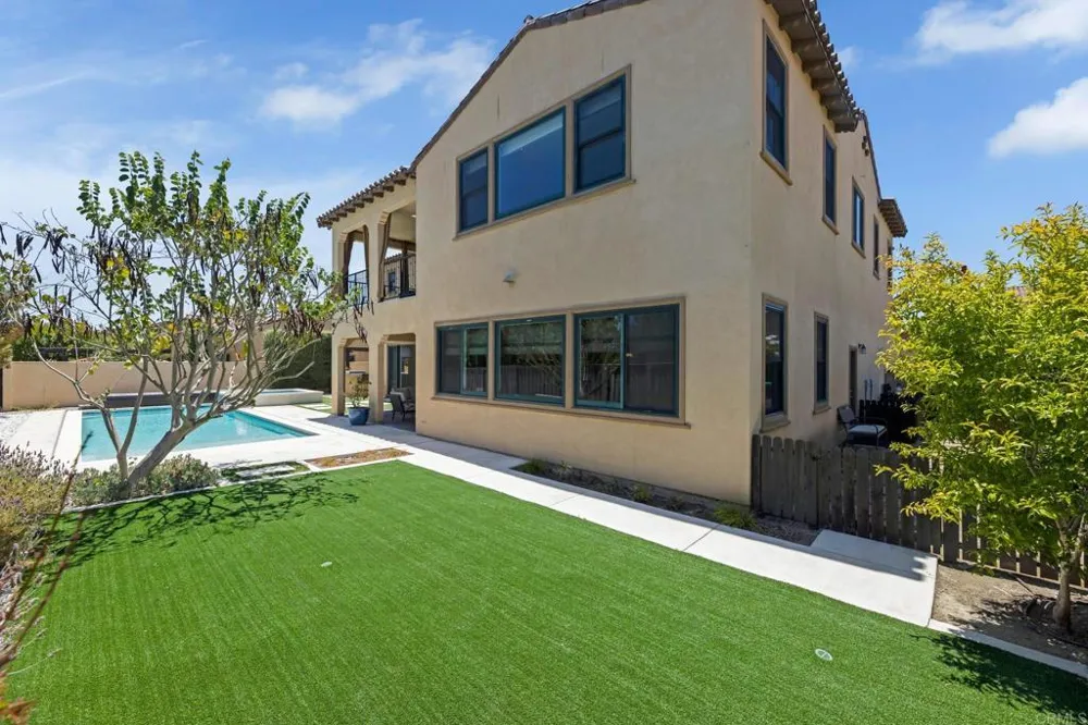 8746 Tillage Lane San Diego, CA 92127