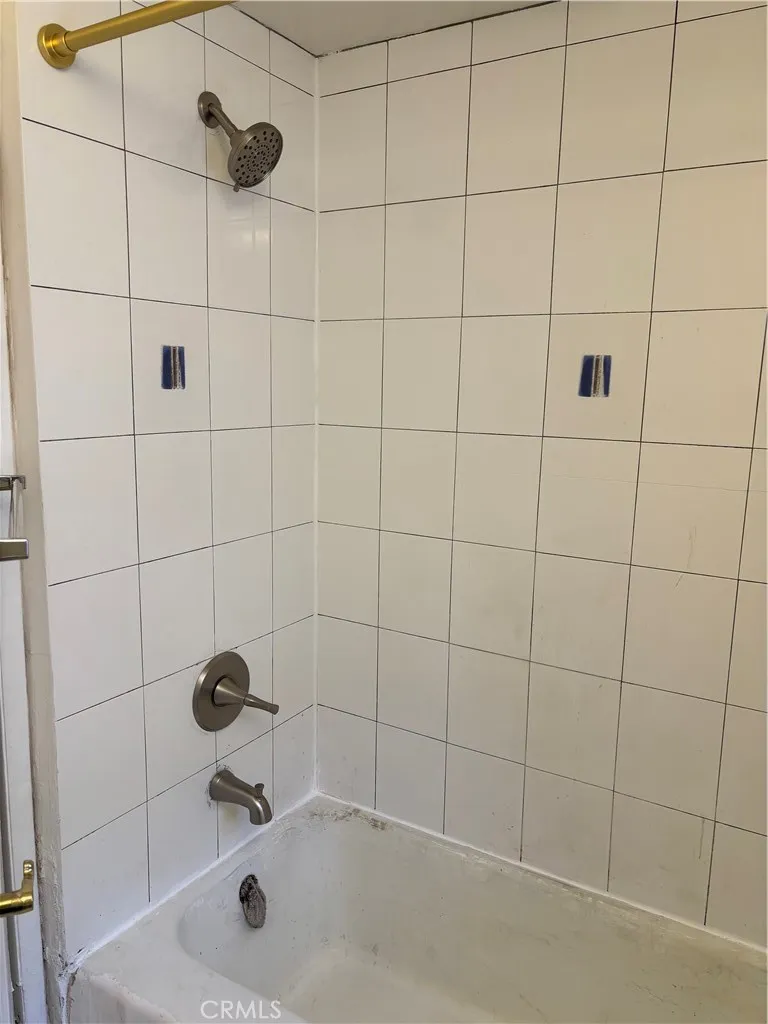 11962 Cedar Avenue Hawthorne, CA 90250